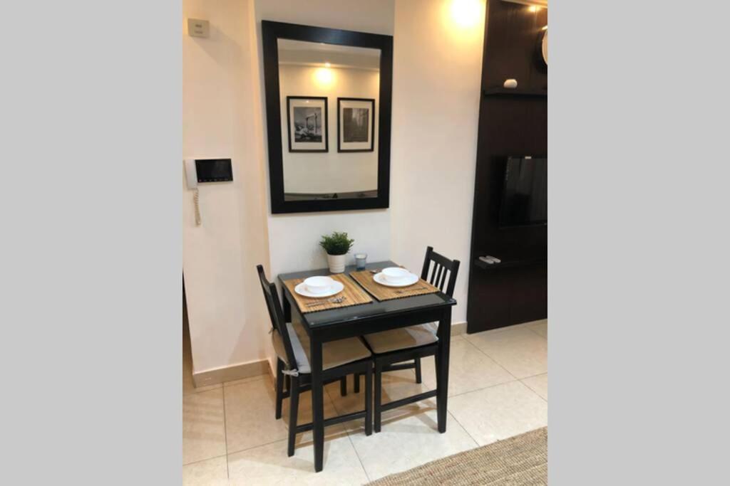 Luxury Apartment In Awesome Location In Amman Exterior photo