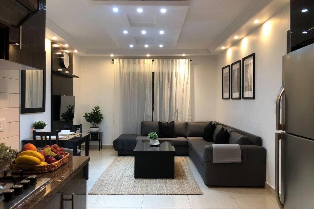 Luxury Apartment In Awesome Location In Amman Exterior photo