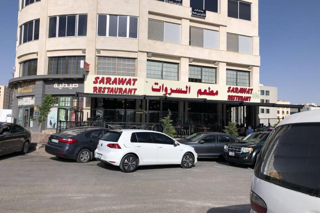 Luxury Apartment In Awesome Location In Amman Exterior photo